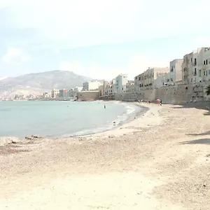 Tra Mare E Storia , Trapani Italie